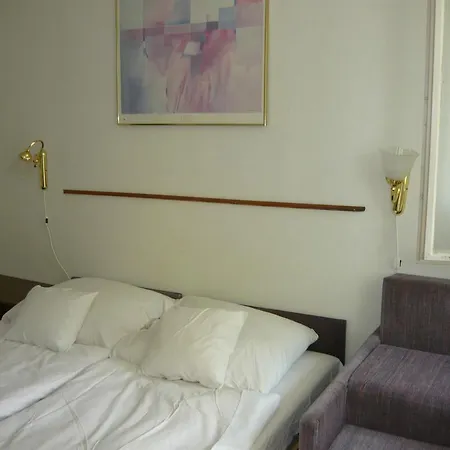 Hotel Kenese 4*