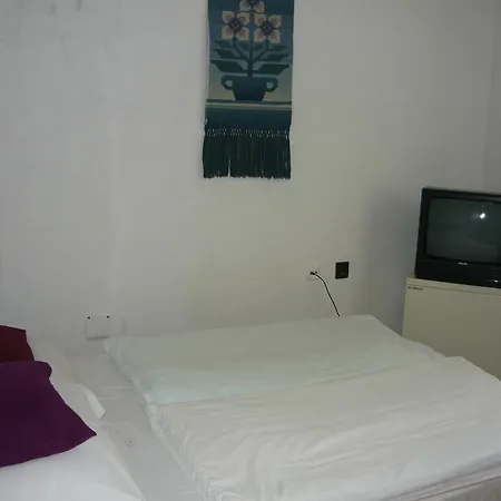 Hotel Kenese 호텔 발라톤케네세