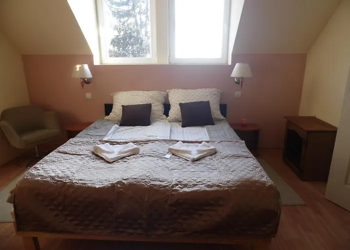 Hotel Kenese Hotel 4*